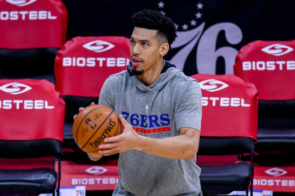 Danny_Green_4_Hornets_Sixers_Frese.jpg