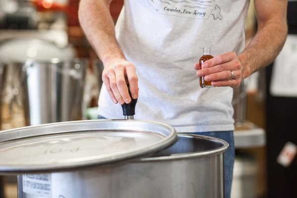01-032516_CooperRiverDistillery_Carroll.jpg