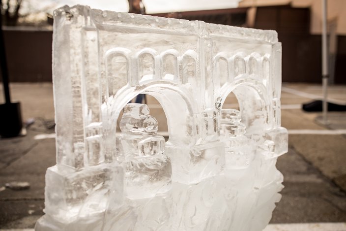 Manayunk Ice Sculpture Freeze Out