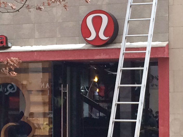 Lululemon supports its community in time of COVID-19
