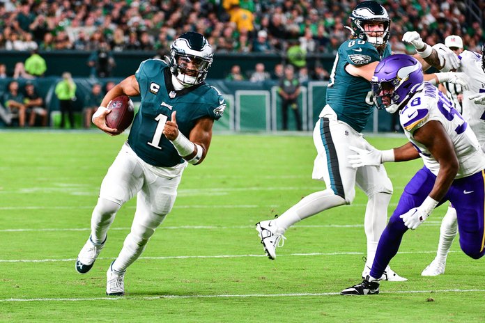 Eagles practice observations: DeVonta Smith sidelined; Miles