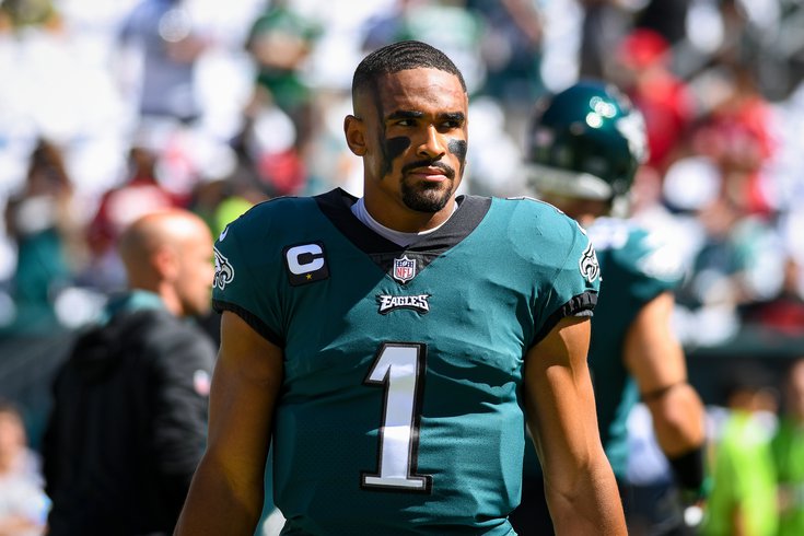 LOOK: Eagles coach sports Jalen Hurts t-shirt in Friday press conference