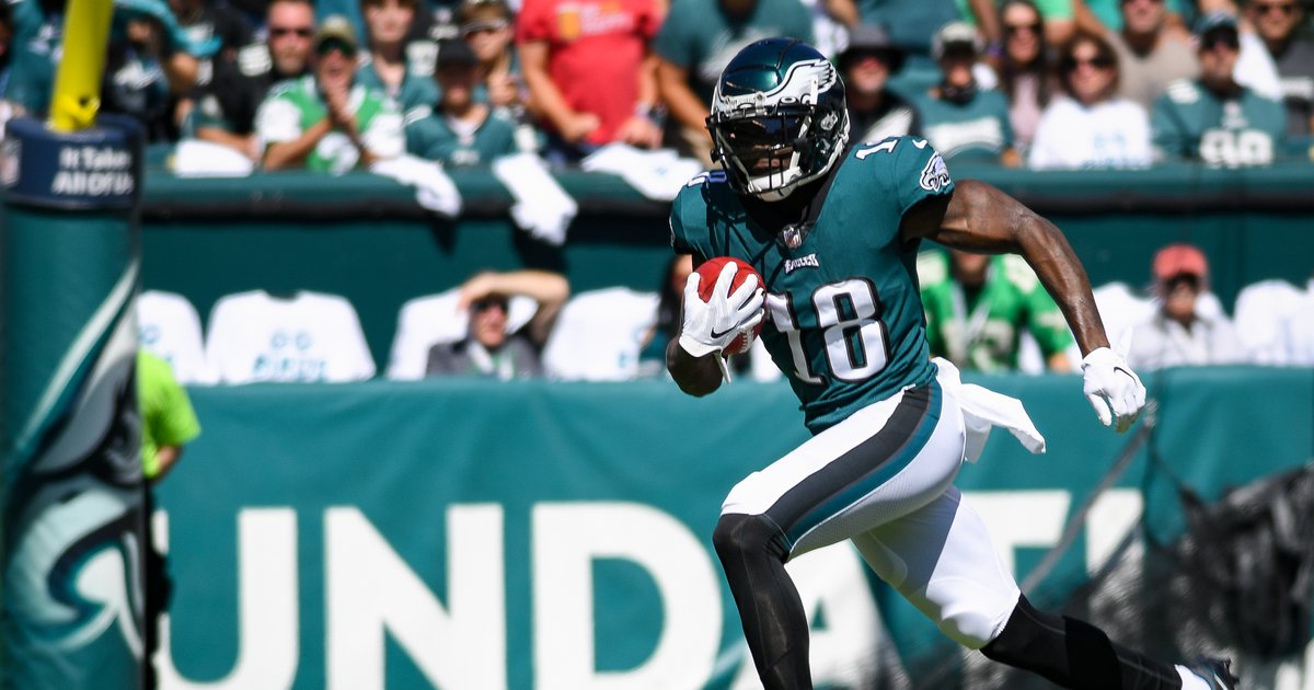 DeVonta Smith, Jalen Reagor, Quez Watkins May Become Best WR Trio in Eagles  History - Sports Illustrated Philadelphia Eagles News, Analysis and More