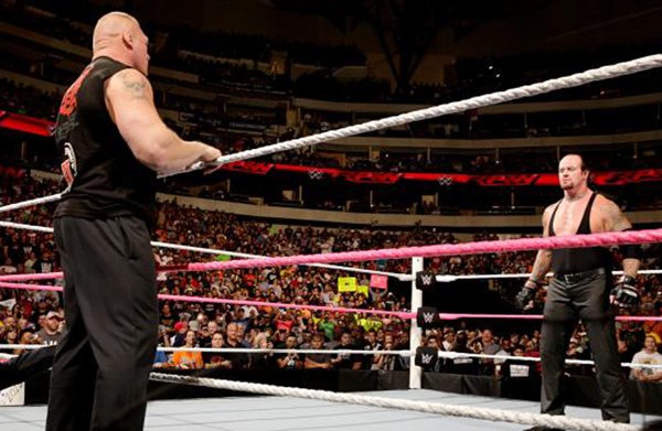 102215_Hellinacell_WWE