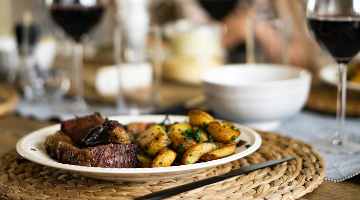 20920_dinner at restaurant.jpg