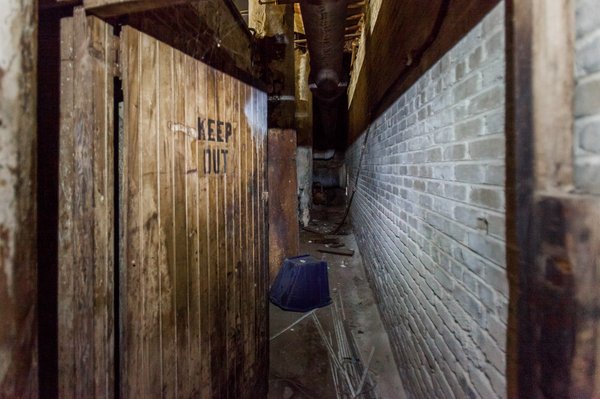 02-022316_Tunnels_Carroll.jpg