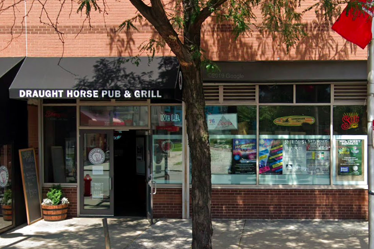 位于天普大学校园内1431 Cecil B. Moore Ave.的Draught Horse Pub & Grill将于2月17日前关门。(photo:PhillyVoice)