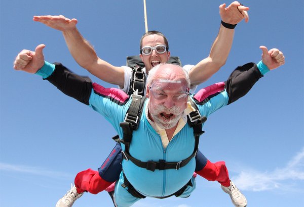 02112019_senior_skydiver