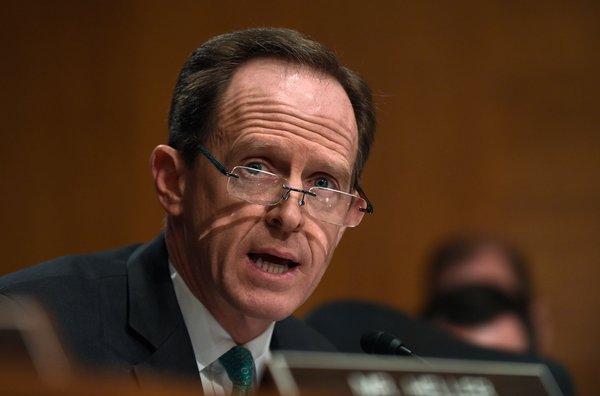 02122015_pat_toomey_AP.jpg