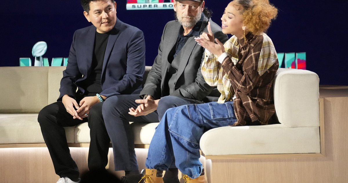 Rihanna's Super Bowl halftime show press conference summary, no