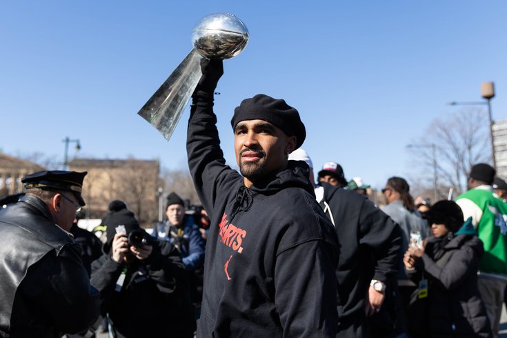 Jalen-Hurts-8-Super-Bowl-Parade-Eagles_021425
