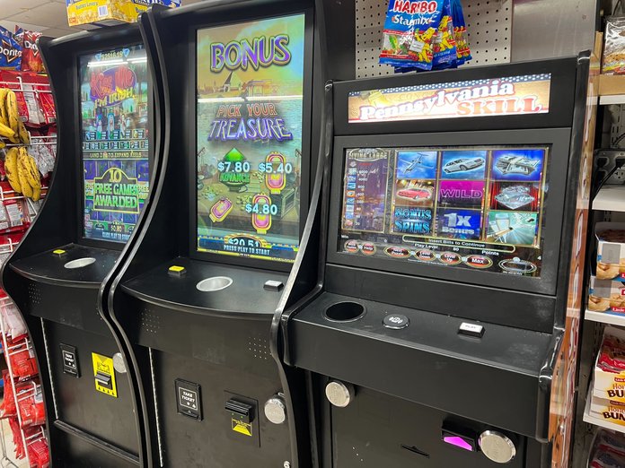 Philadelphia officials struggle to regulate gambling machines at