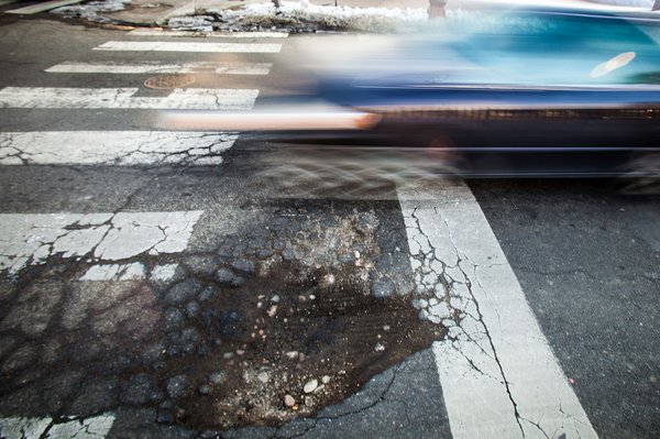 022515_Pothole_Carroll.jpg