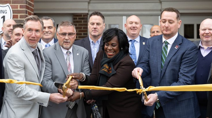 Limited - IBEW Ribbon Cuttin 3