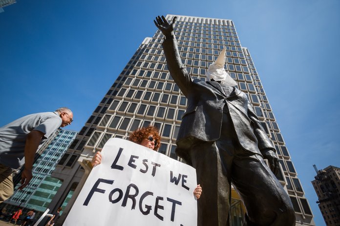 Some Idiot Defaced The Rocky Statue, Eagles By A Million