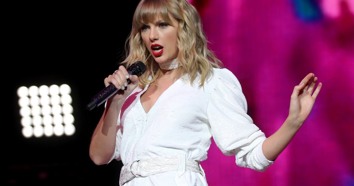 21 Grammy Awards Taylor Swift Wins Album Of The Year For Folklore As Female Artists Dominate 63rd Annual Ceremony Phillyvoice