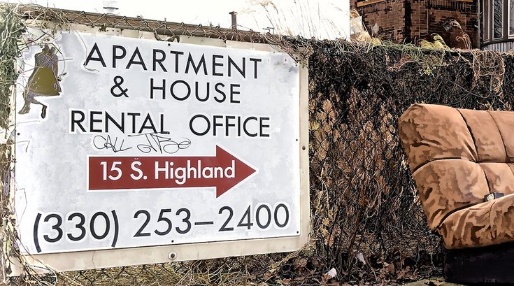 apartment rent sign 03192019_