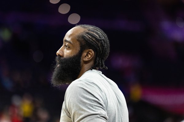 Sixers-James-Harden-closeup_0322