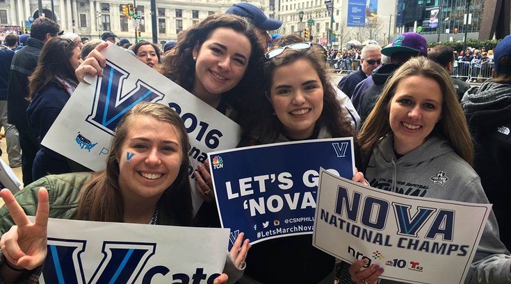 04082016_Villanova_parade1_JK