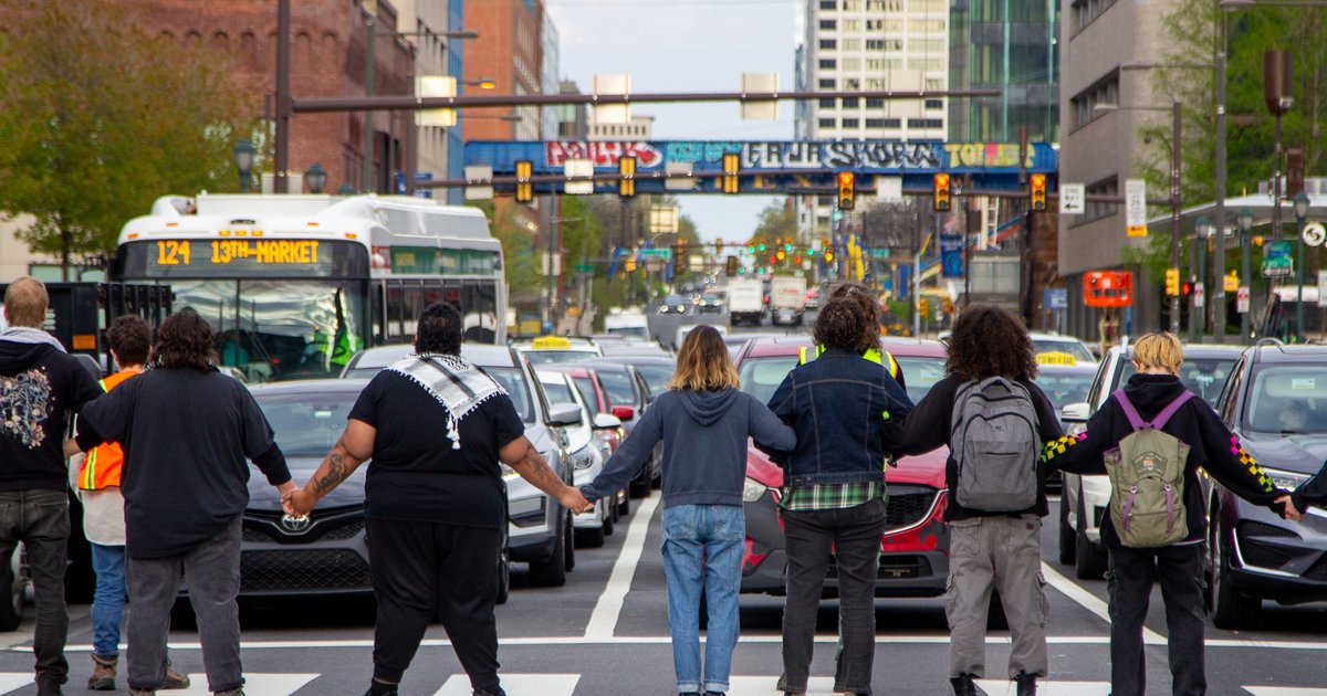 Police arrest 68 at pro-Palestinian protest that blocked roads in