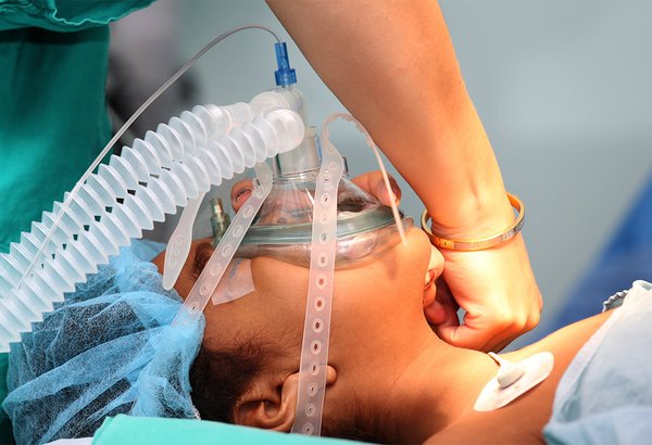 Anesthesia Sedation Surgery 04172019
