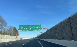 PA Turnpike traffic warning