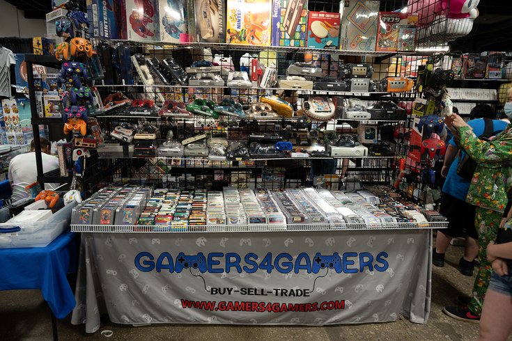 TooManyGames expo marketplace