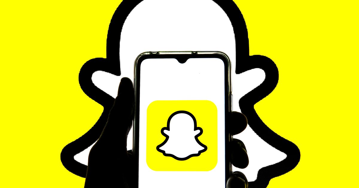 My AI guide: Snapchat's artificial intelligence chatbot available to