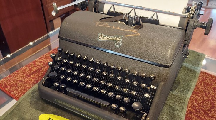 Tom Hanks Typewriter