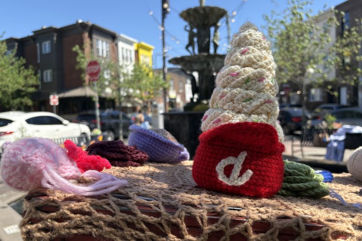 Yarn bombing Philly
