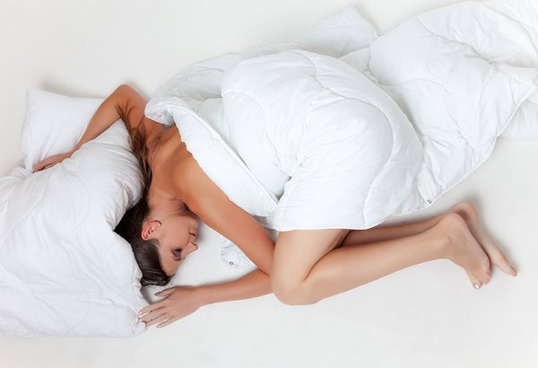 Sleep Woman Bed 04292019