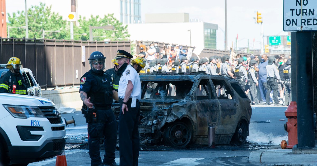 George Floyd protests: Man who set police vehicle on fire in Center City in 2020 sentenced to 364 days in prison - Vimarsana News