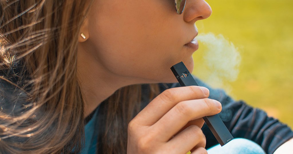 Juul: Why a trendy e-cig is causing a social – and public health ...