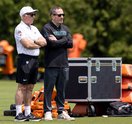 060325_Jeffrey-Lurie-Howie-Roseman-EaglesTrainingCamp_Claggett-11.JPG