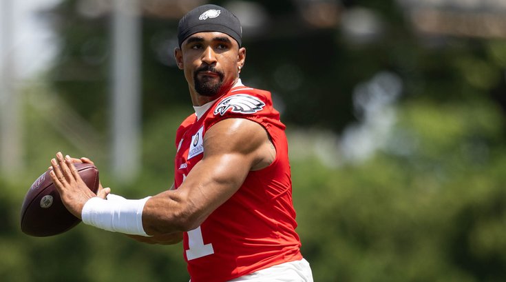 Eagles-Jalen-Hurts-minicamp_060424_USAT