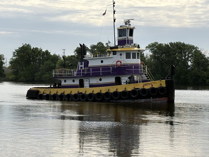 Gritty tugboat Schuylkill River