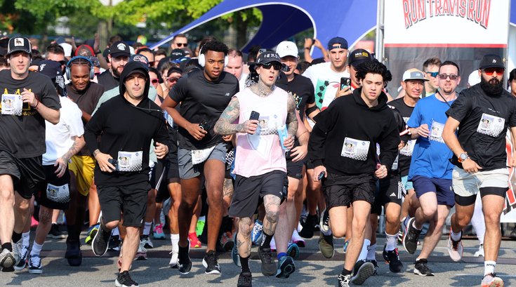 Travis Barker Running