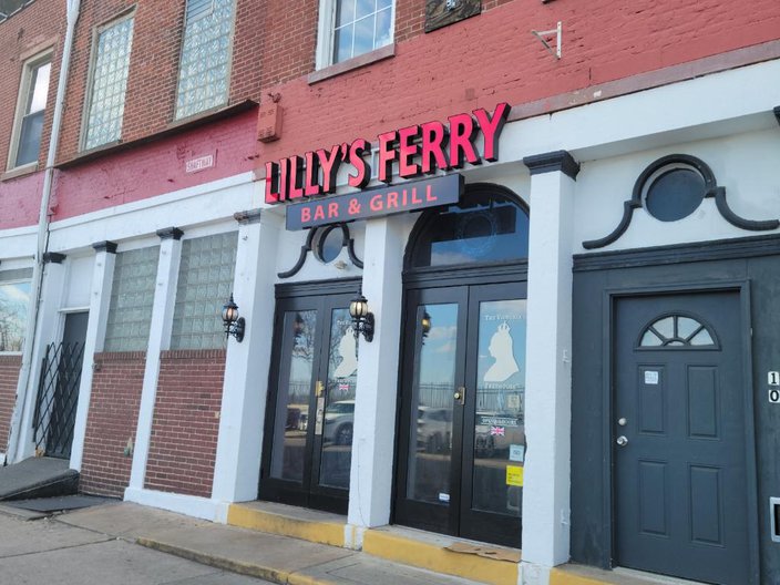 lilly's ferry exterior