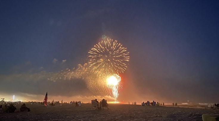 062722-july-4-fireworks-ocnj.JPG