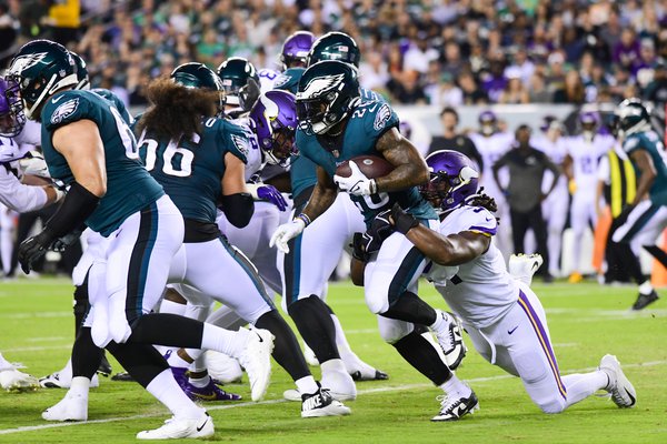 Miles-Sanders-Eagles-Vikings_091922-USAT