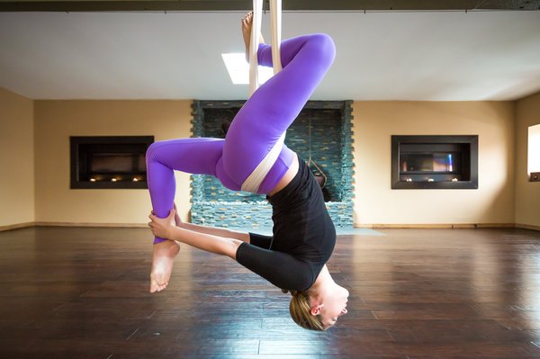 These benefits of aerial yoga will impress you | TheHealthSite.com