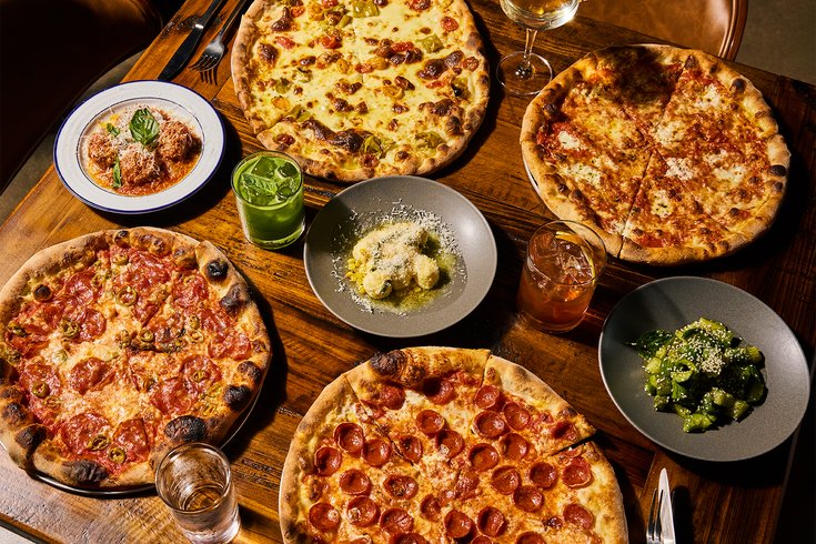 Bluebird Distilling pizzeria