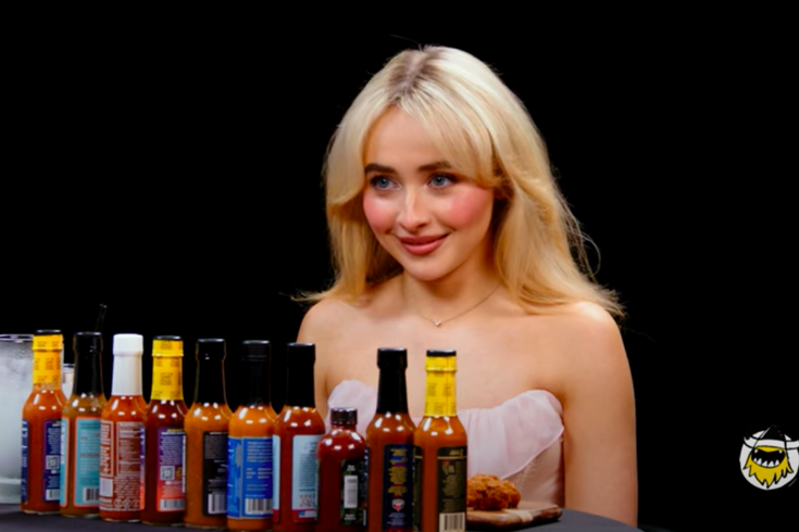 sabrina carpenter hot ones