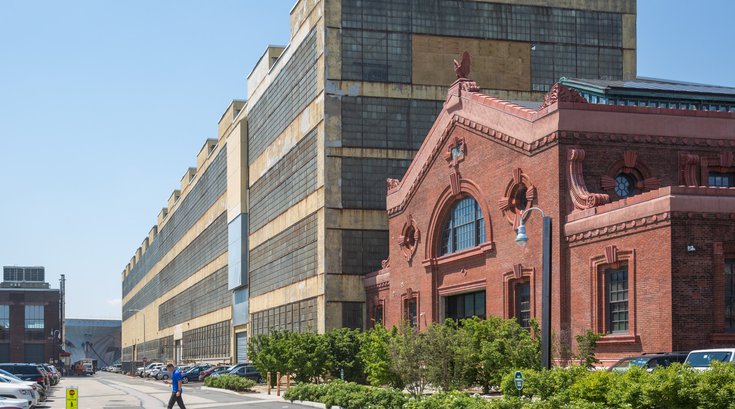 Navy Yard redevelopment, investment in minorities
