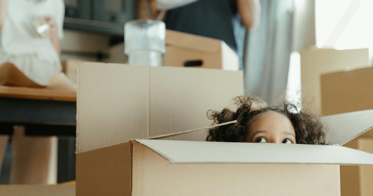 Moving even once during childhood increases depression risk, study ...