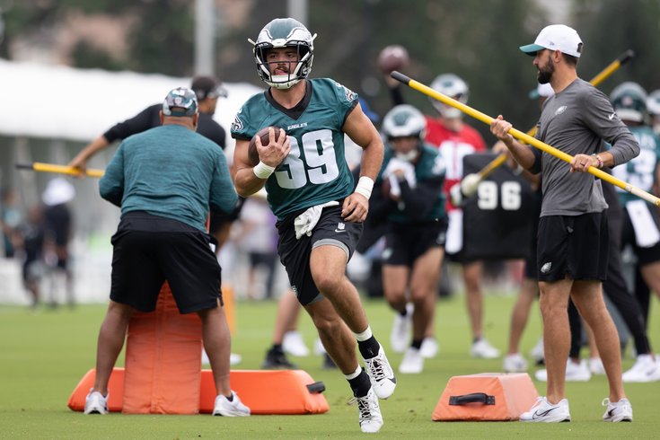 072424_EaglesPractice_Will Shipley-0976.jpg