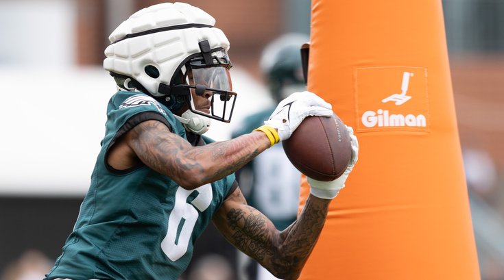 072424_EaglesPractice_DeVonta Smith-1135.jpg