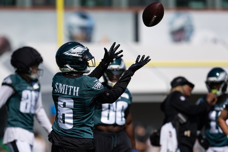 EaglesTrainingCamp-2026-DeVonta-Smith