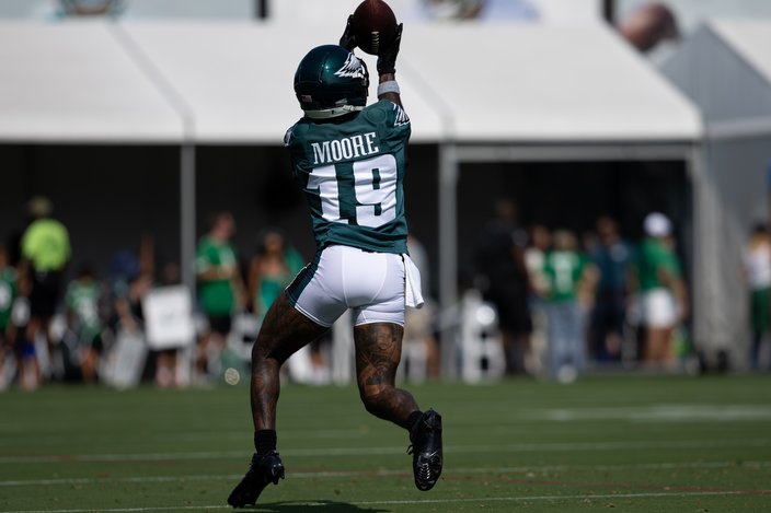 EaglesTrainingCamp-2026-Elijah-Moore