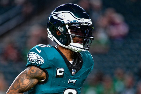 0746_09142023_Eagles_Vikings_DeVonta-Smith.jpg